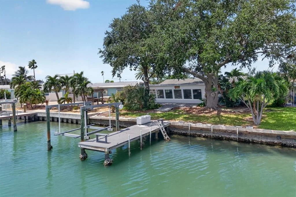 Photo of 541 LILLIAN DRIVE