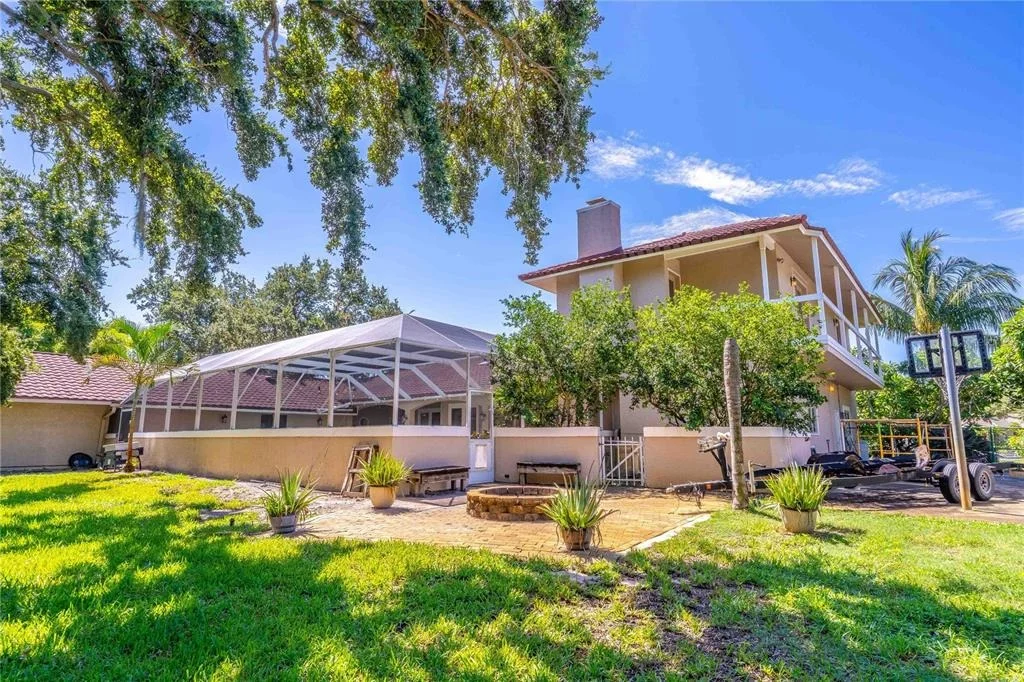 Photo of 150 UTOPIA CIRCLE