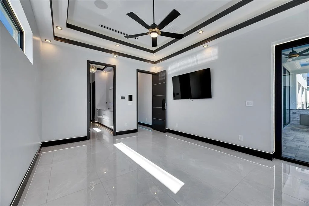 Photo of 6538 SIMONE SHORES CIRCLE