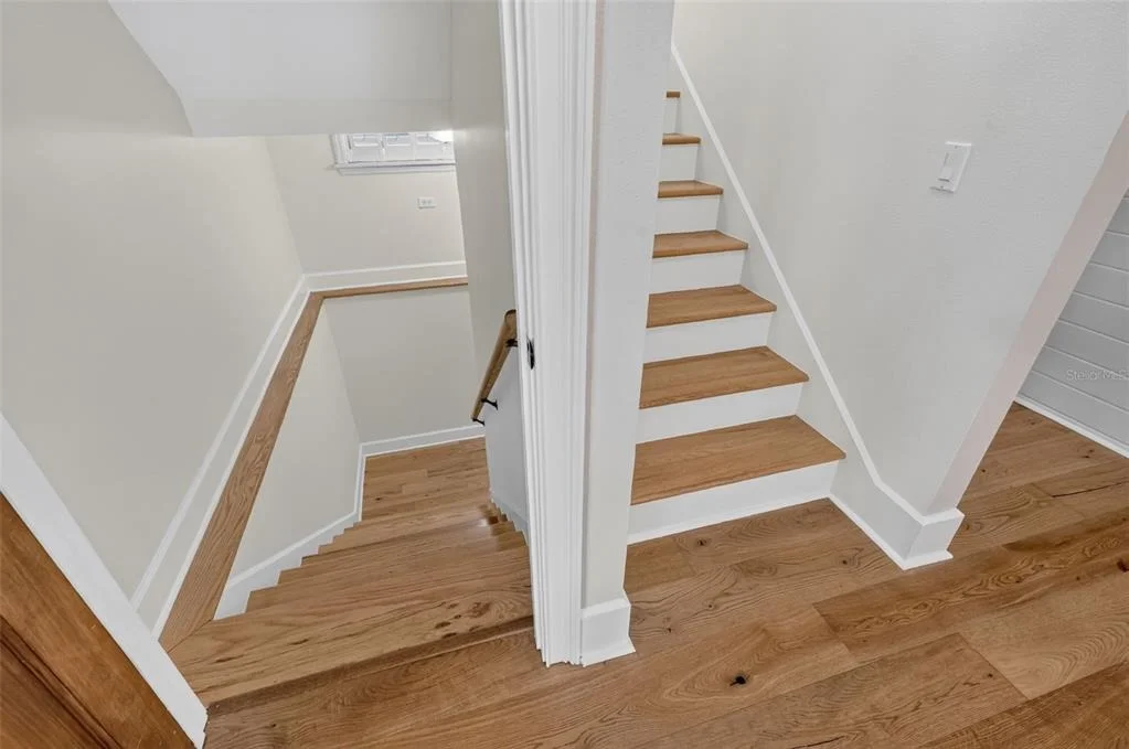 Photo of 580 W 10TH AVENUE