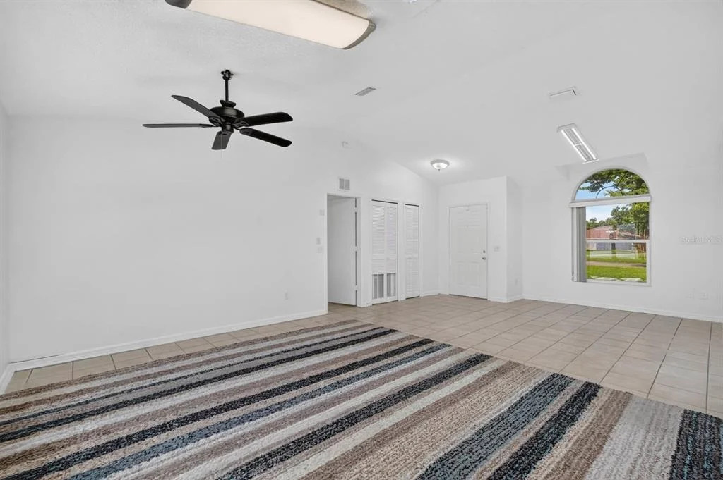 Photo of 20 LAKE MEADOW WAY