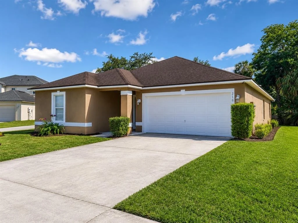 Photo of 210 FAIRFIELD DRIVE