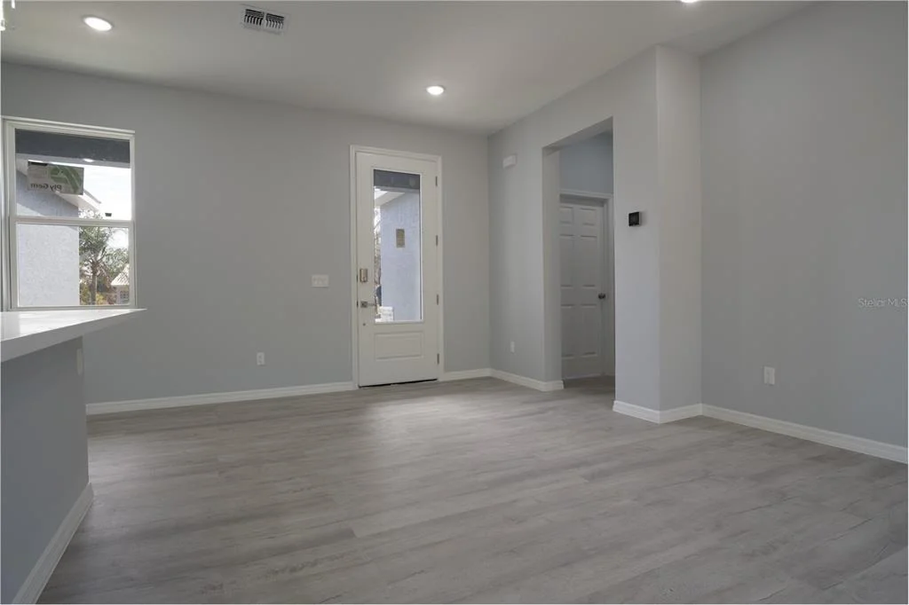 Photo of 1013 ASTON-MARTIN DRIVE