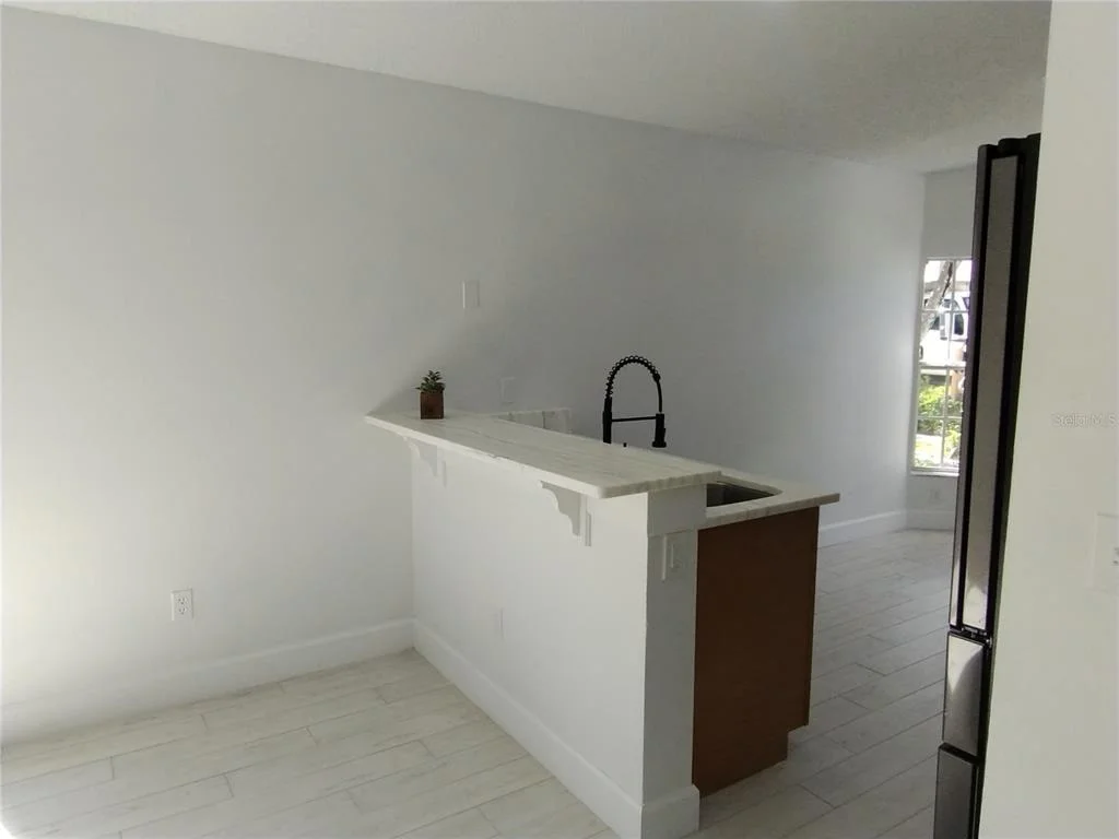 Photo of 1716 CHATHAM CIRCLE