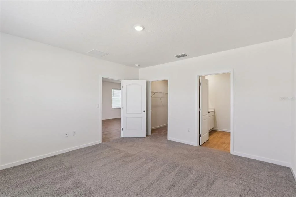 Photo of 1030 COMMONS WAY