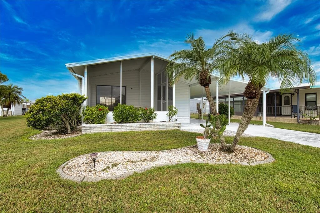 Photo of 632 LA JOLLA CIRCLE