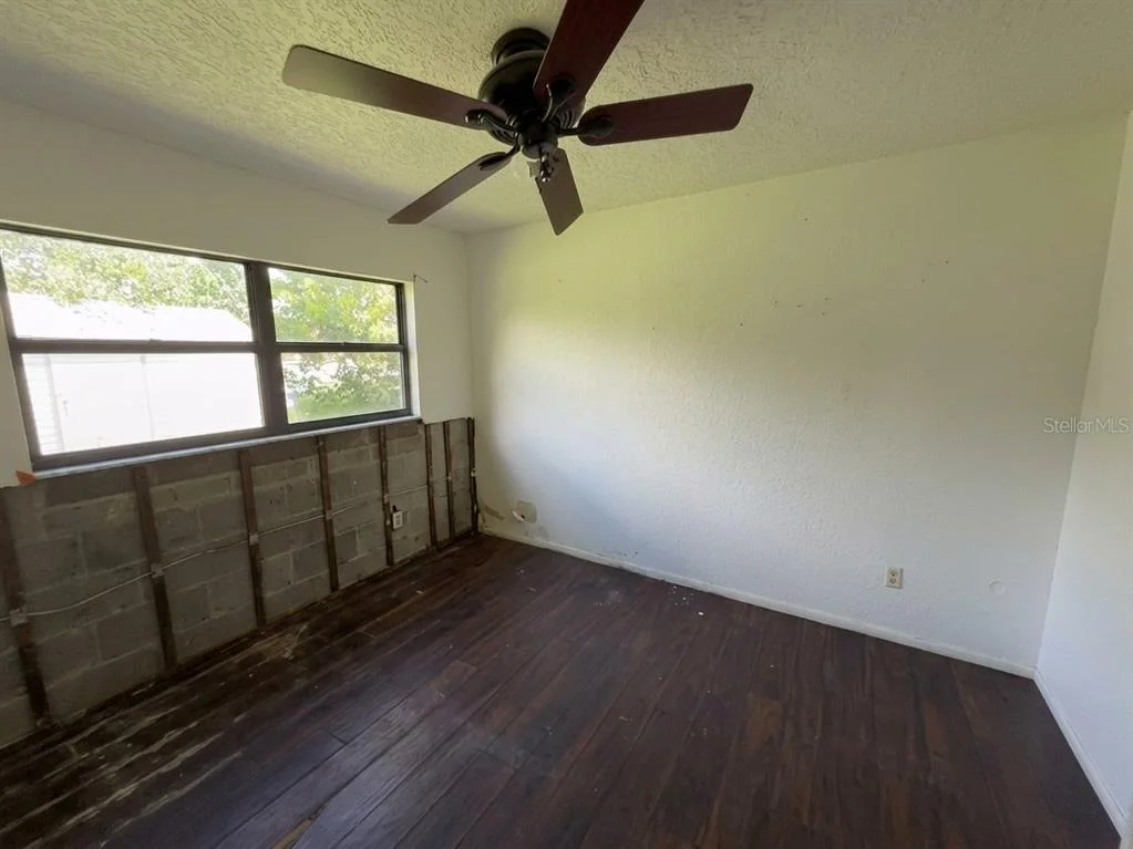 Photo of 996 GRAYSON DRIVE