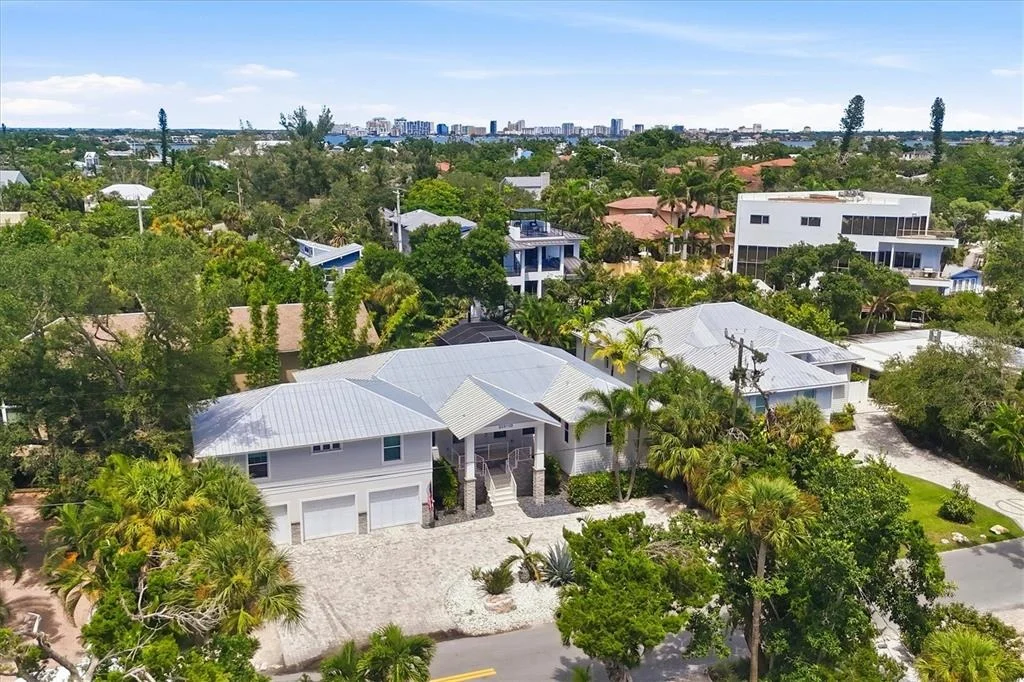 Photo of 3913 ROBERTS POINT ROAD