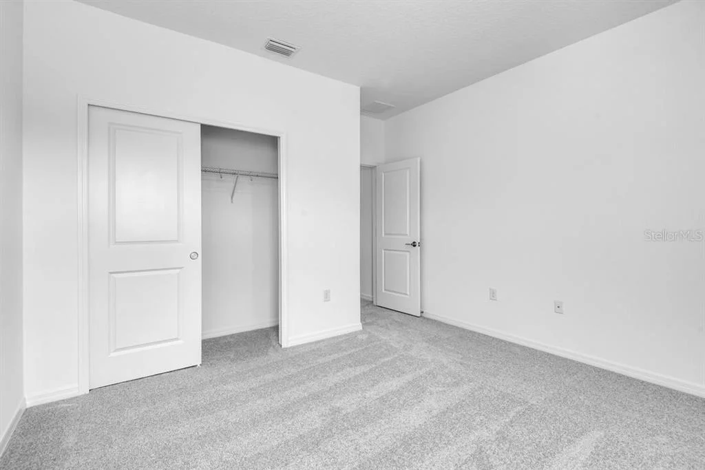 Photo of 846 JUNONIA BOULEVARD