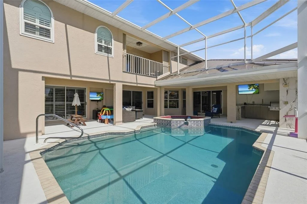 Photo of 414 CAICOS DRIVE
