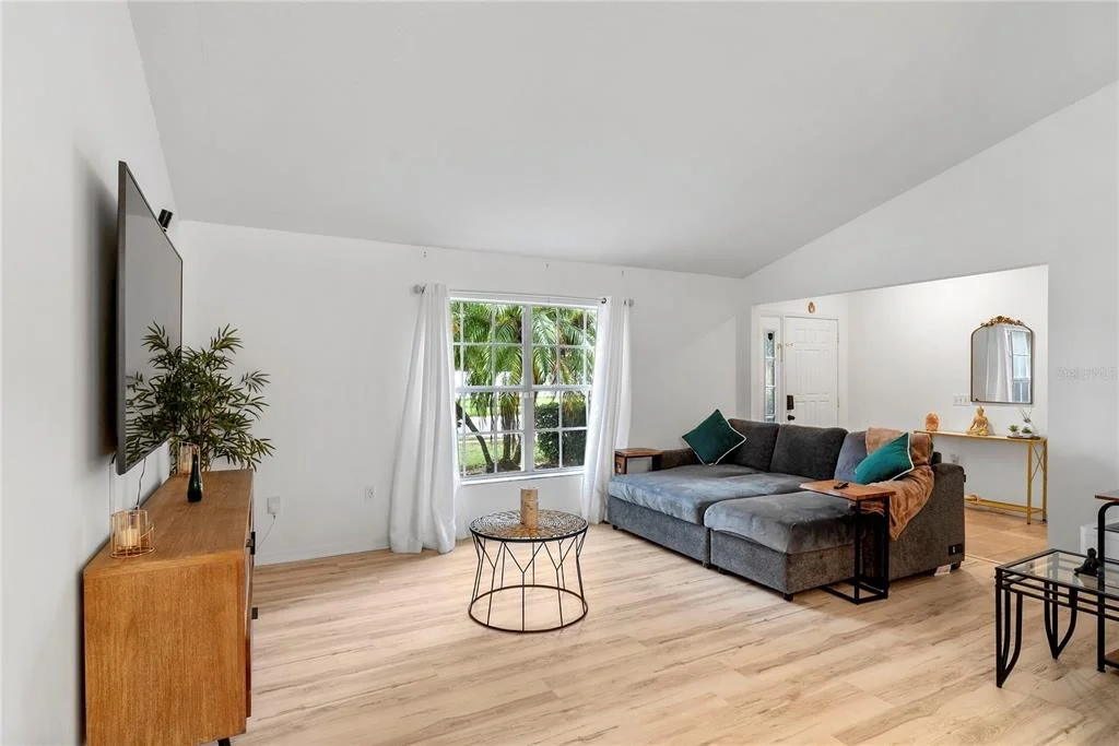 Photo of 2663 GREYWALL AVENUE