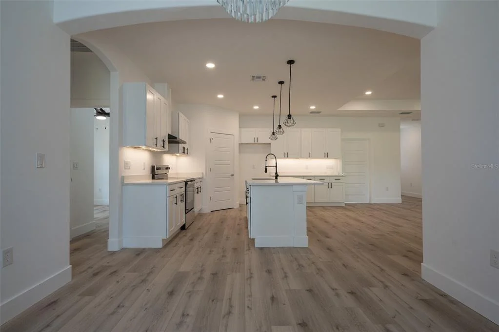 Photo of 832 NW 5TH STREET