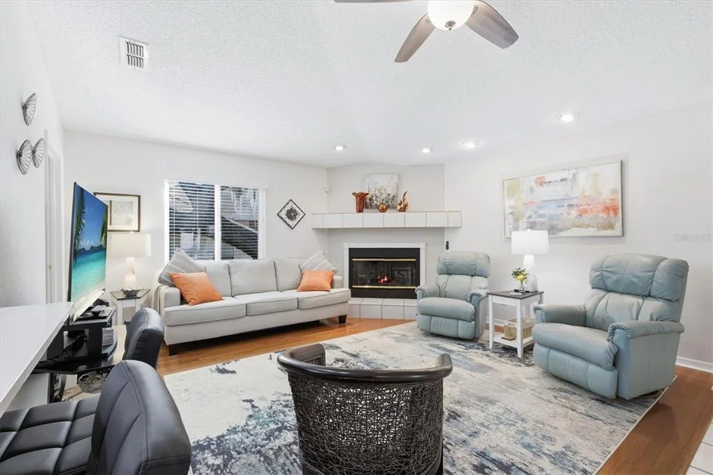 Photo of 716 WOODMONT DRIVE