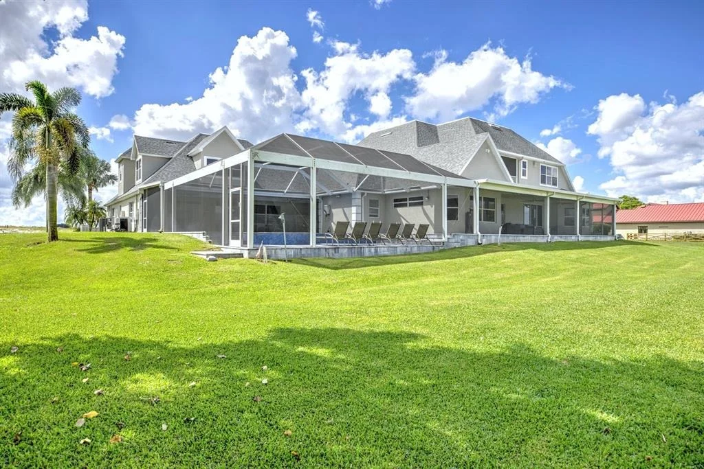 Photo of 492 SUNSET POINTE DRIVE