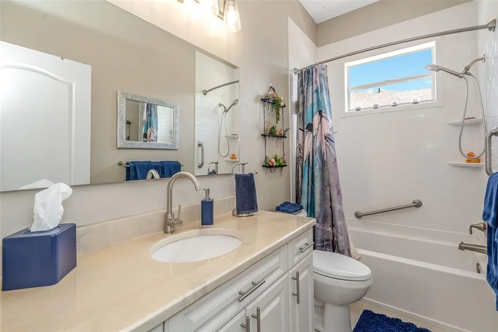 Photo of 21812 CARSON DRIVE