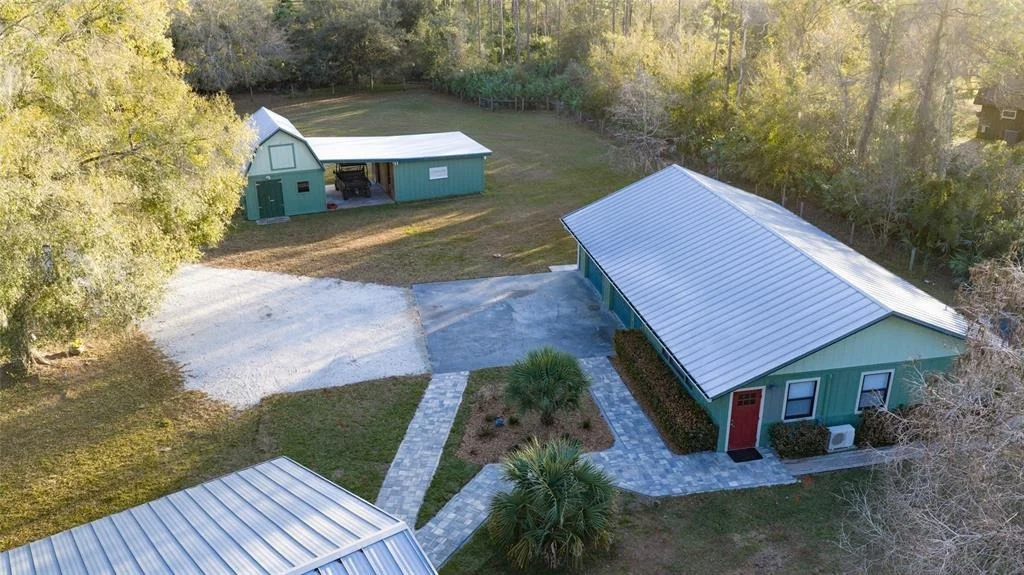 Photo of Unit 10 at 32801 HWY 441 N