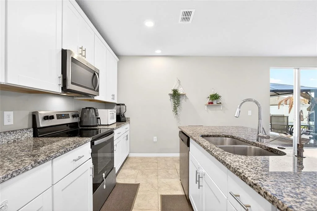Photo of 953 CAMBRIDGE DRIVE