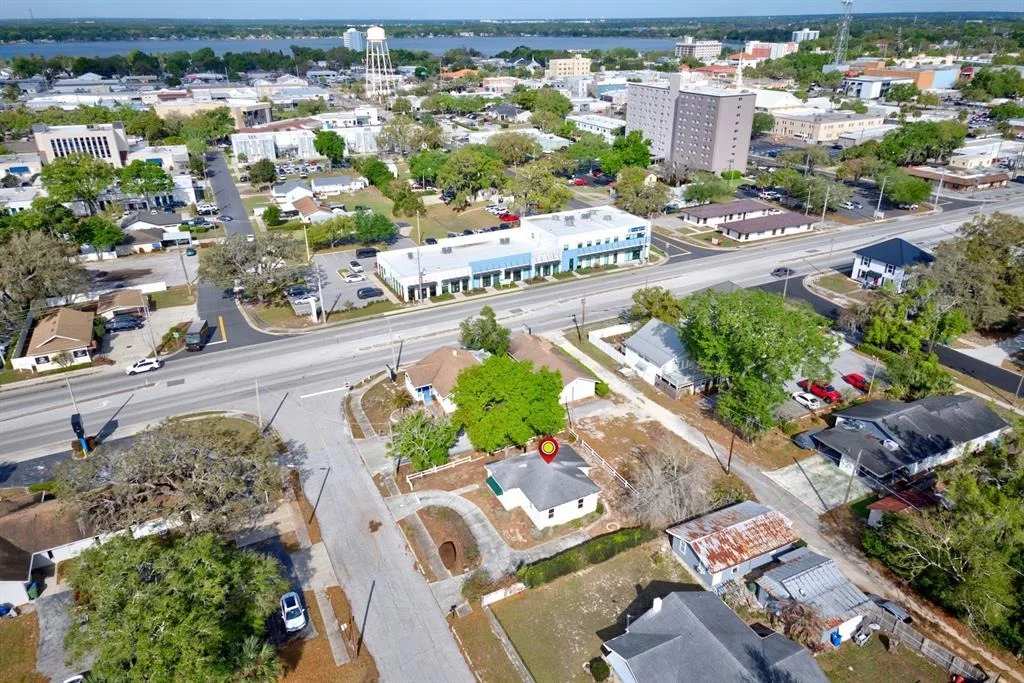 Photo of 121 BATES AVENUE SE