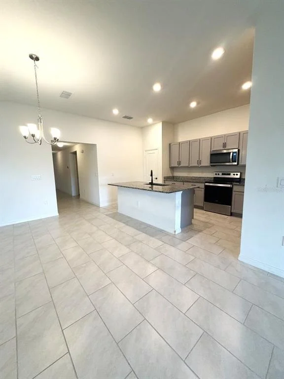 Photo of 925 OVERPOOL AVENUE