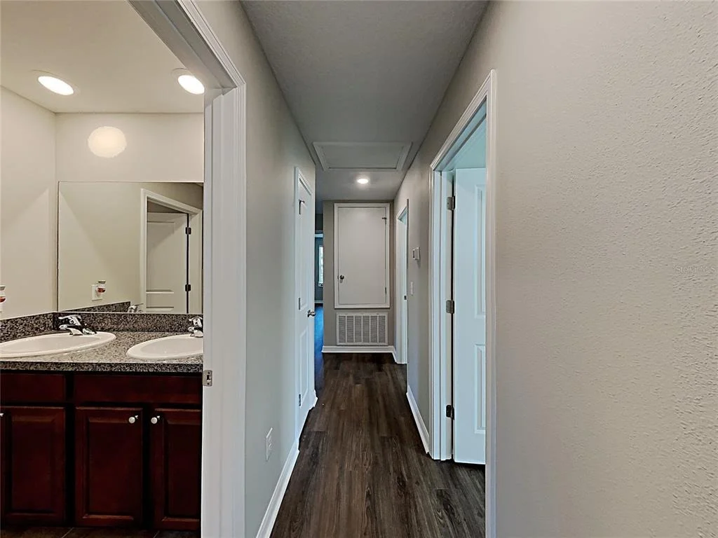 Photo of 5125 WHITE CHICORY DRIVE
