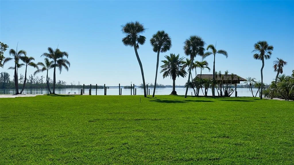 Photo of 684 FREELING DRIVE