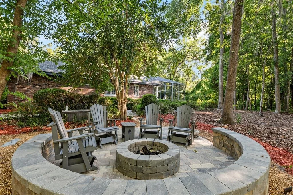 Photo of 2512 NW 58TH BOULEVARD