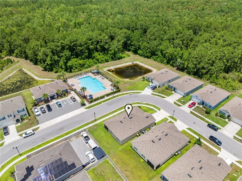 Photo of 1242 IGUANA LOOP