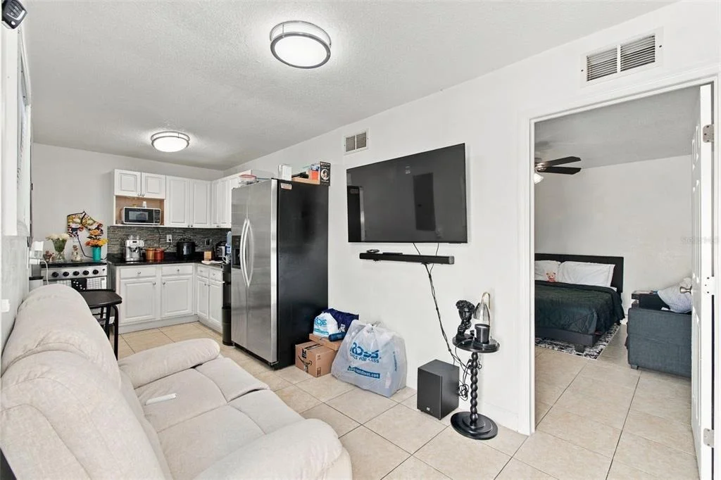 Photo of 1325 OAKCREST DRIVE