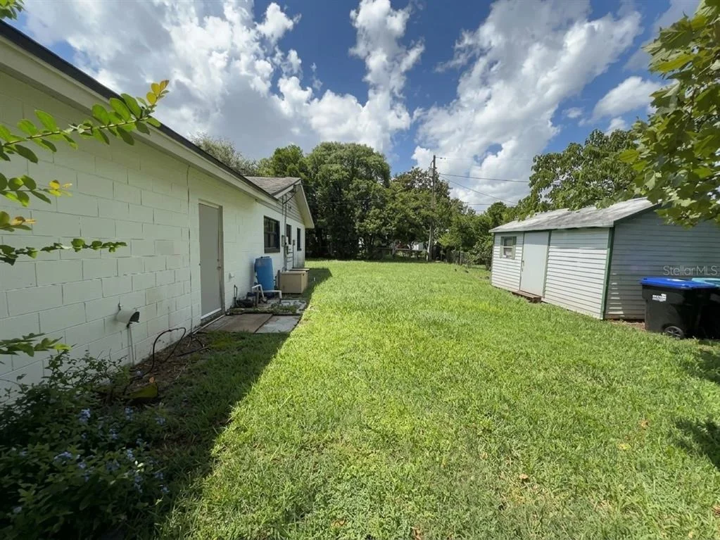 Photo of 996 GRAYSON DRIVE
