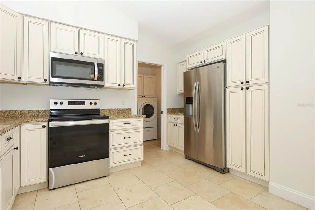 Photo of 9110 PALM TREE DRIVE