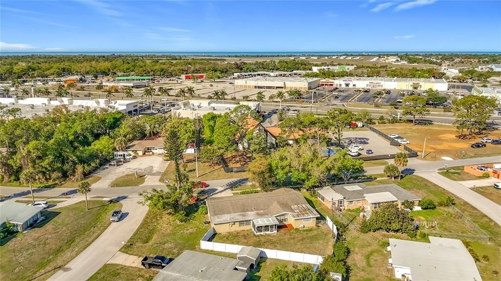Photo of 1521 BANYAN DR.