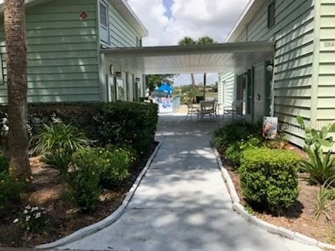 Photo of Unit A at 519 MIDWAY DRIVE