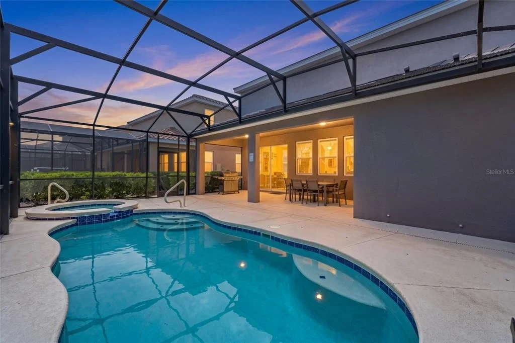 Photo of 7635 OAKMOSS LOOP