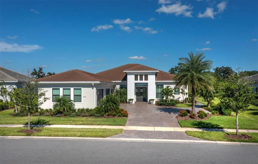 Photo of 8989 ARTISAN WAY