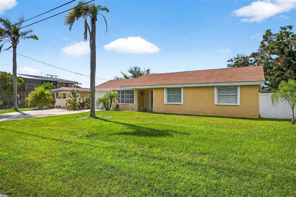 Photo of 3225 W SHELL POINT ROAD