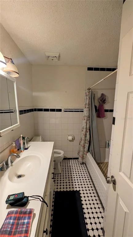 Photo of 5350 CASTLEMAN DRIVE