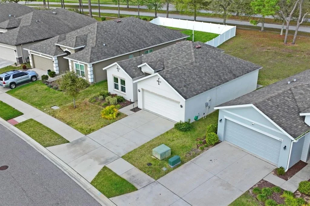 Photo of 571 OLD WINDSOR WAY