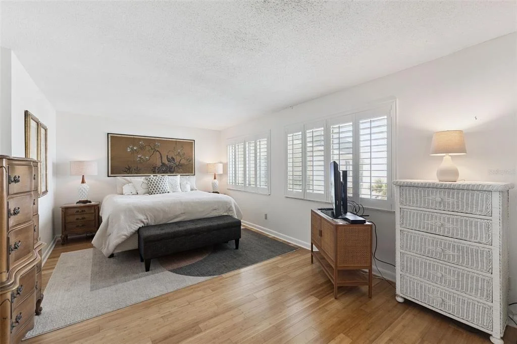 Photo of Unit 3020 at 935 OCEAN SHORE BOULEVARD