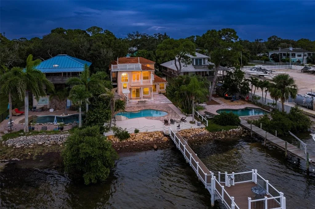 Photo of 302 SHORE DRIVE