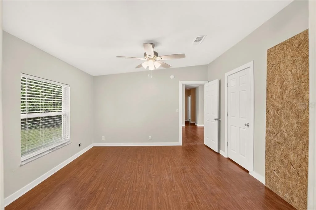 Photo of 1827 SE 43RD TERRACE