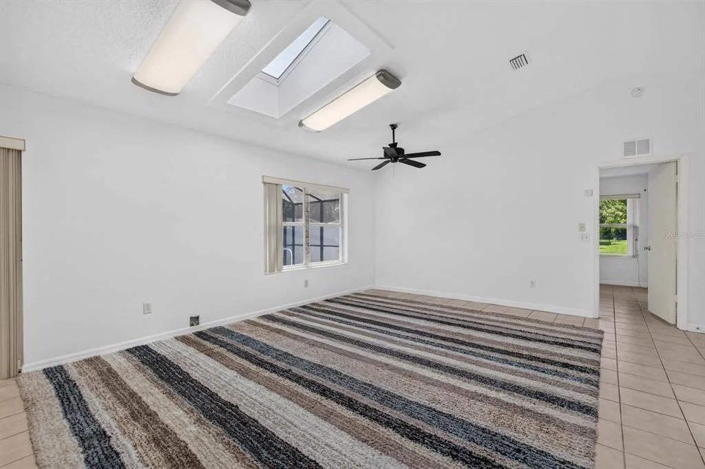 Photo of 20 LAKE MEADOW WAY