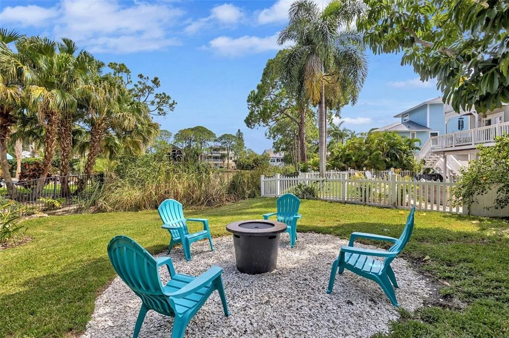 Photo of 760 SOUNDVIEW DRIVE