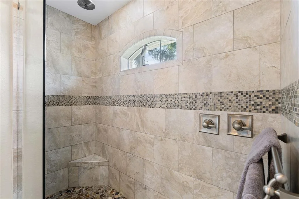 Photo of 15156 LEIPZIG CIRCLE