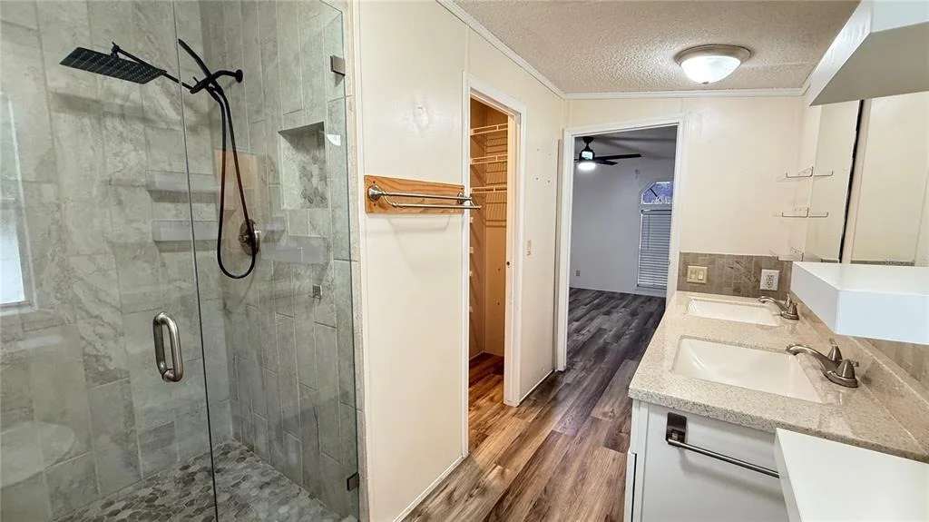 Photo of 10404 BRUSSELS DRIVE