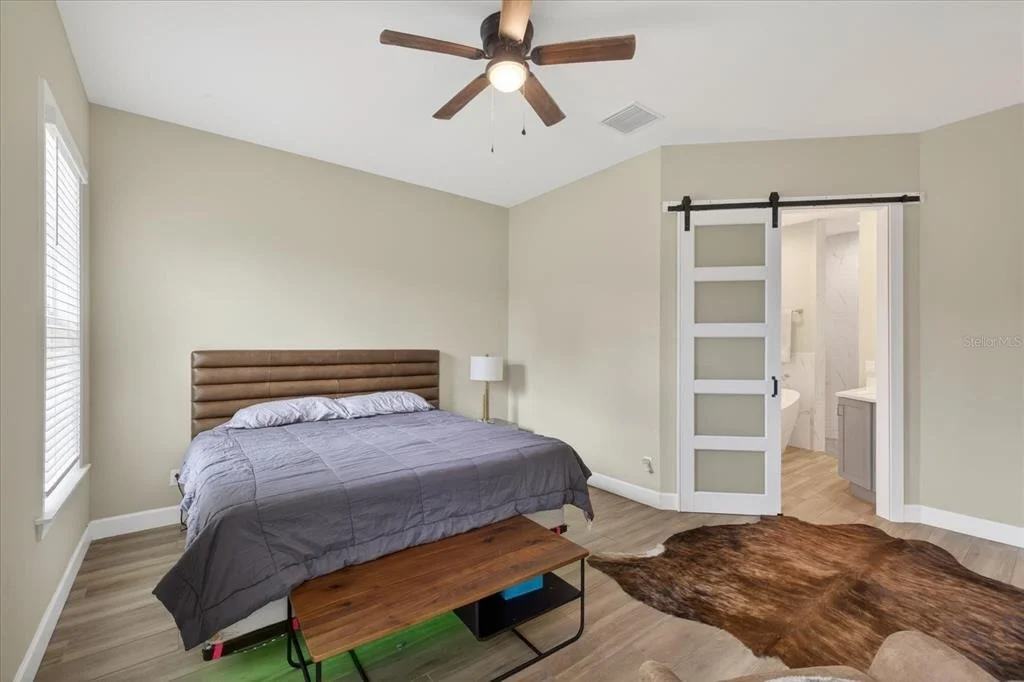 Photo of 1208 SUNSET LANE
