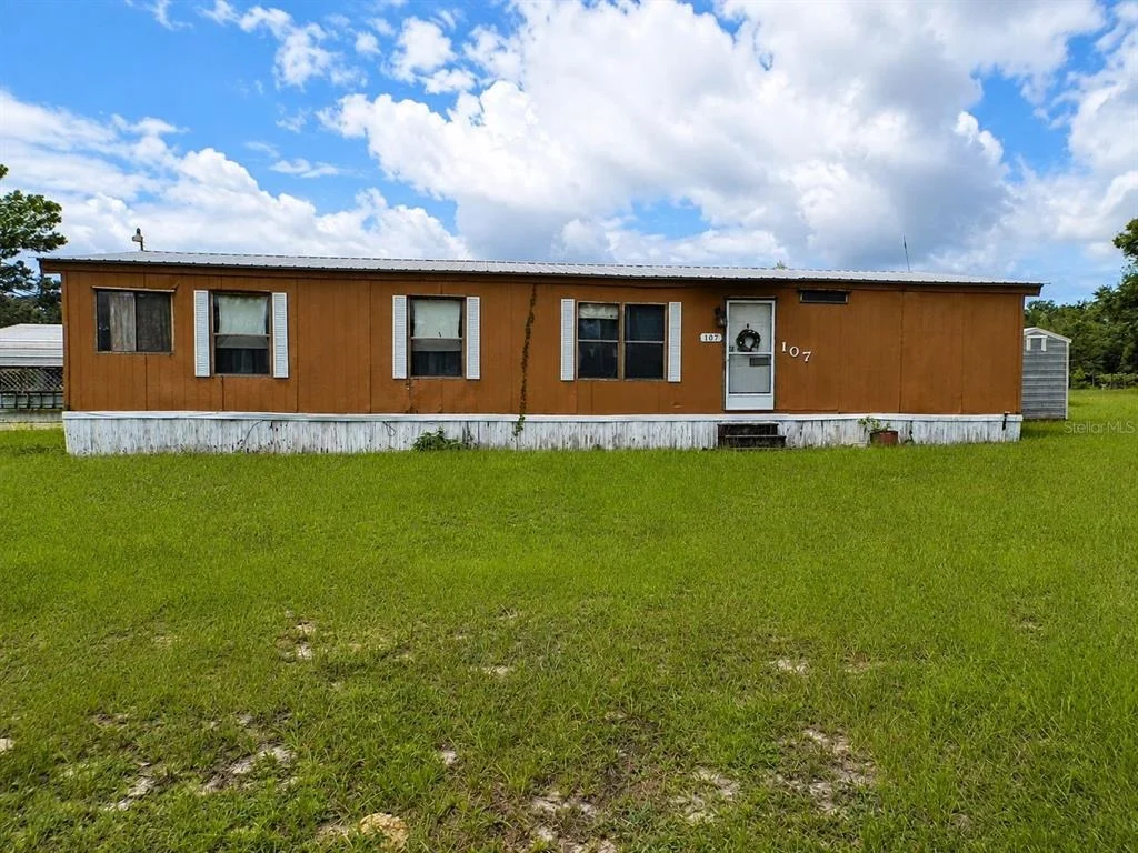Photo of 107 GREEN OAK DRIVE
