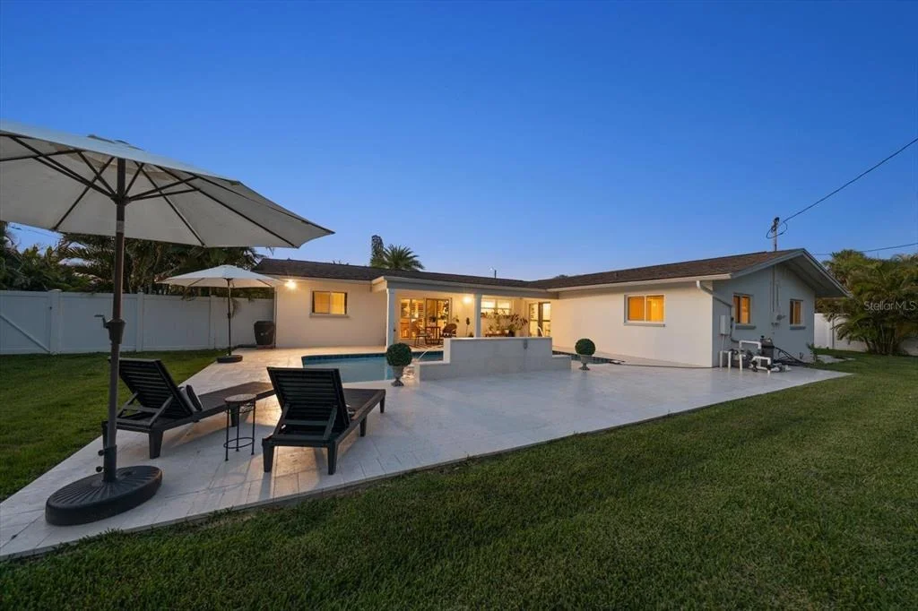 Photo of 821 JACARANDA DRIVE