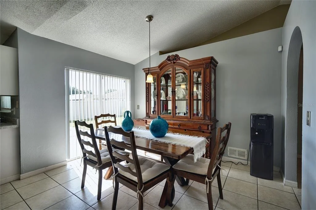 Photo of 712 BEAR WAY