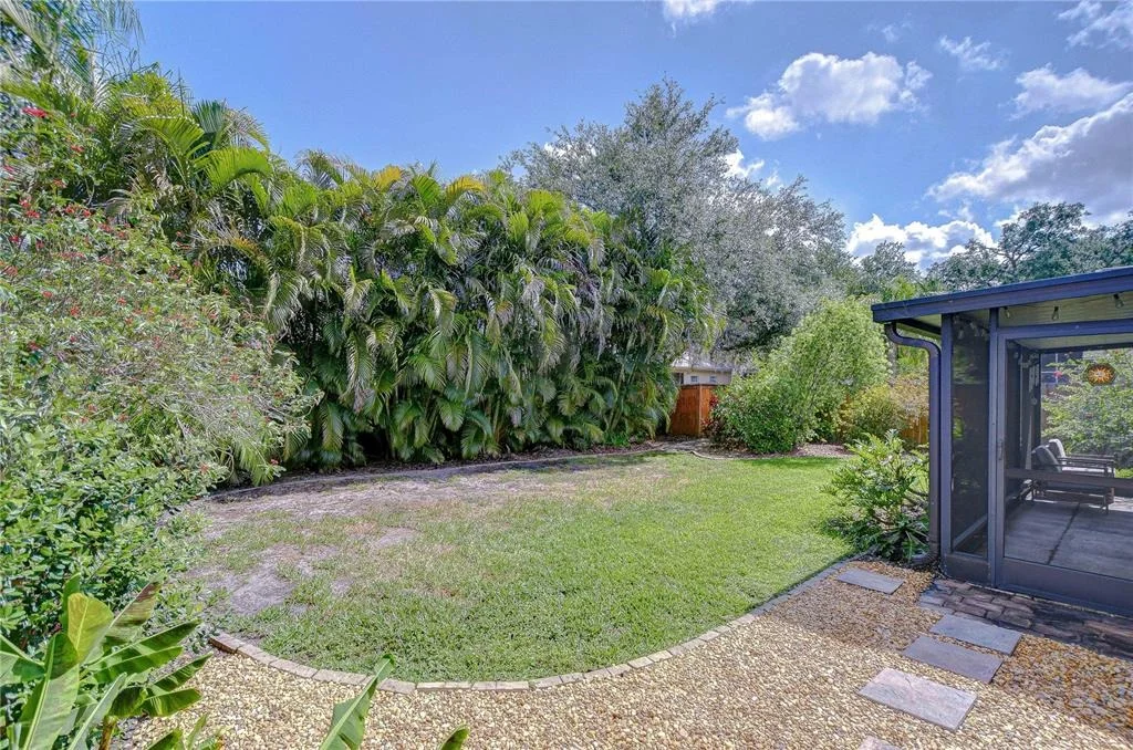 Photo of 7107 COLONIAL LAKE DR