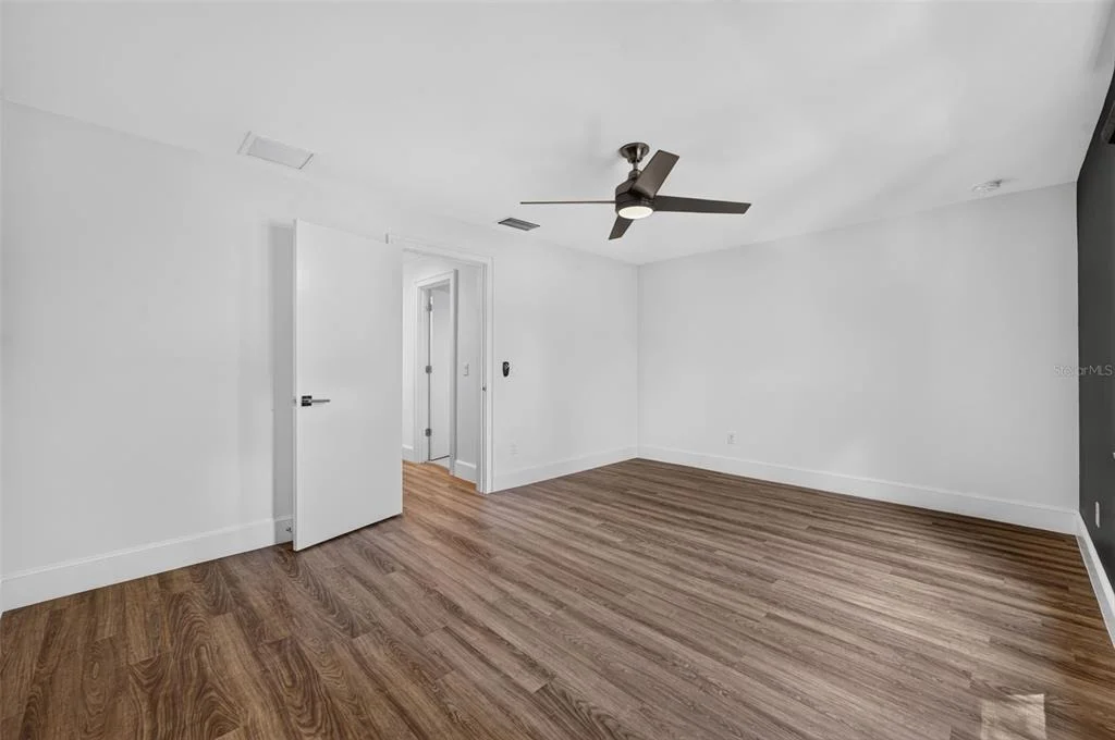 Photo of 720 PANSY AVENUE